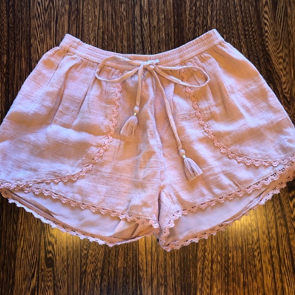 Pink American Eagle shorts - Picture 1 of 3